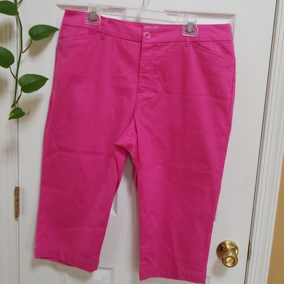 St. John's Bay Pants - ST. JOHNS BAY 💖 CROP PANTS